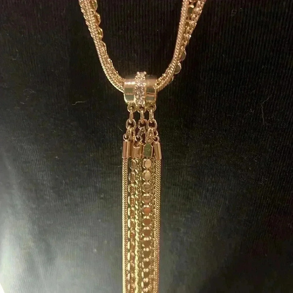 WHITE HOUSE BLACK MARKET SWAROVSKI CRYSTAL GOLD NECKLACE - Picture 3 of 5